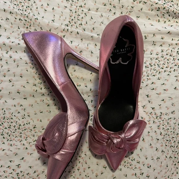 Ted Baker Metallic Pink Knotted Bow Pointed Pumps - Picture 4 of 5